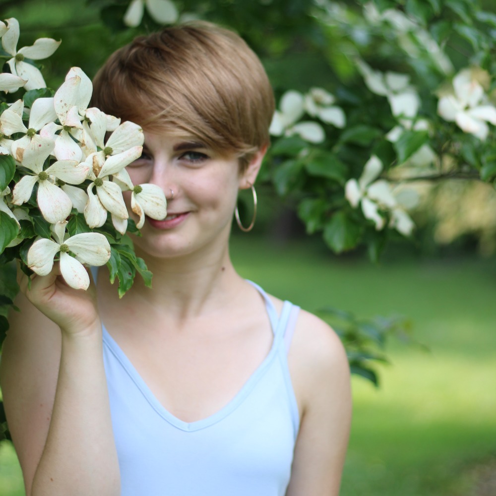 Meet your Posher, Abigail